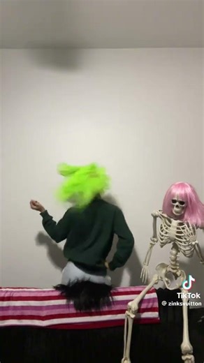 The wig snatch is crazy also credit to the creator