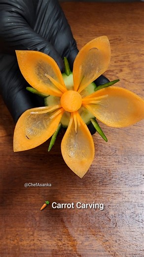 Watch this carrot turn into art! 🥕🔪✨