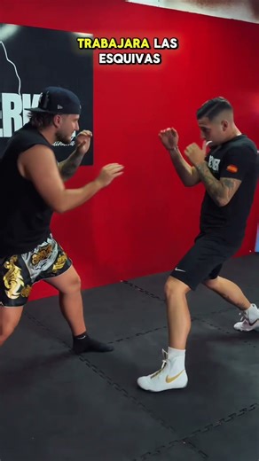 Follow me to improve your boxing!🥊 #boxing #boxingtips #boxingdrills #boxingfootwork