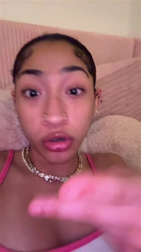 alyssia (@alyssiaaa.r)’s video of fatima's big mouth