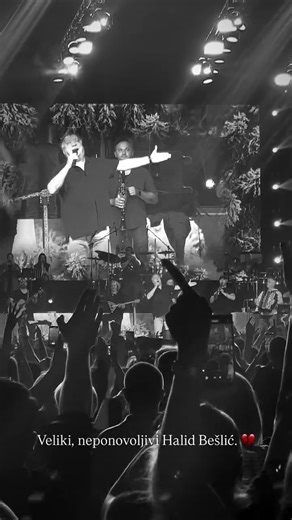 5.9K views · 199 reactions | Neka ti je vječni rahmet i lahka zemlja bosanska. 爐 | Narodna muzika | Facebook