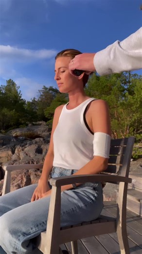 8.4K views · 177 reactions | Last night I decided that it was finally time to say goodbye to my hair. The chemo has taken it’s toll on the hair follicles and it is falling out in high speed rate - which also means the chemo is doing what it’s supposed to. For that I am grateful ♥️ Xx Emelie Post via emvonhofsten Follow @voiceofcancerpatients #voiceofcancerpatients #hairloss #cancersupport #cancersucks #chemo #cancerawareness #grateful | Voice of Cancer Patients | Facebook