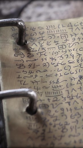 Learn more about the Book of Mormon and what it contains! How has the Book of Mormon changed your life for the better? #hearhim #gospel #jesuschrist #scripture #bookofmormon #faith #truth #love #christian | Scripture Central