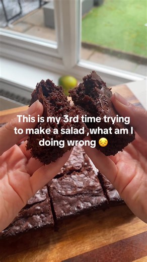 Delicious Chocolate Spread Brownies Recipe