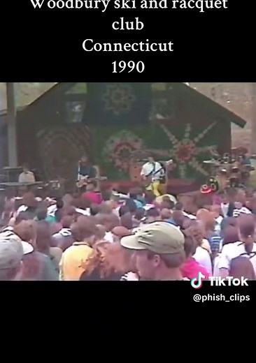 Phish Live at Woodbury Ski Club, 1990 Performance