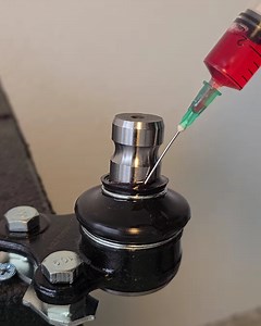 How to Grease Steering Ball Joints | Motor Spins