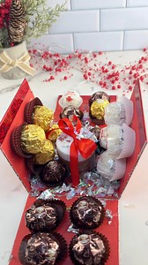 Ep.4— Christmas Treat Box Idea A warm and simple Christmas box filled with little seasonal surprises. #christmas #giftideas #holidayseason #festivebox #giftboxideas #fblifestyle | Annaknows