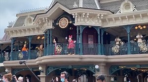 Disneyland Paris Reopens to Visitors After Months of Closure