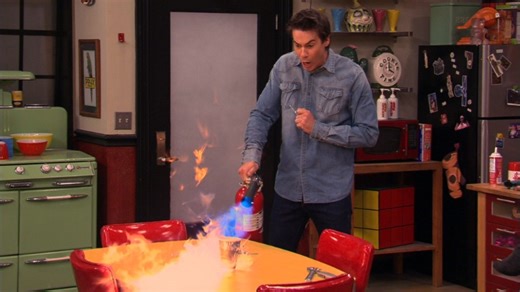 24K views · 301 reactions | Maybe don’t go to big brother Spencer for fire safety advice 璘 iCarly is now playing on Netflix | Netflix Family | Facebook