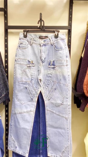 احنا جاهزين للشتا… انتوا جاهزين؟🥰 جهزي نفسك لأقوى كوليكشن شتوي من Flory ❄️ استني المفاجآت والعروض بمناسبة الـ Black Friday 📍 العنوان شارع السجن خلف بنك مصر شارع صيدليه الحكيم #Flory | Flory Women’s Wear