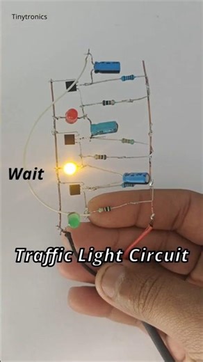 Make Traffic Light Without Arduino! 😱 3 Transistor Project #shorts #experiment