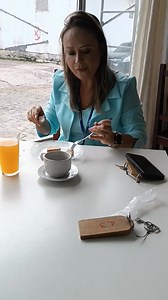 Ana Claudia, demora a se preparar para o trabalho. | Claudio Lesnik