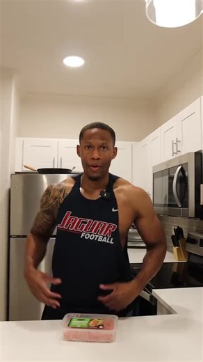 A Gem Outside the Gym whats on the menu for today guys we have 95 lean Ground Chicken this high | Jtheapex