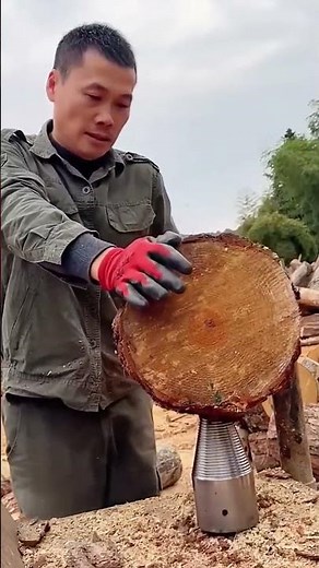 Wood splitting process with the conical drill bit