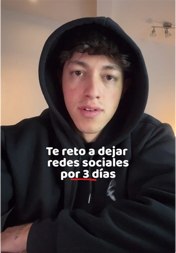 Me di cuenta que mis pensamientos ya no eran míos, eran lo que el scroll me decía que pensara. 4 días de silencio y por fin me volví a escuchar a mí mismo. Se siente como que te estás perdiendo de algo, pero día con día estás perdiendo todo dentro de ti. #detoxdopamina #dejardescrollear #adictoalasredessociales #reto3días