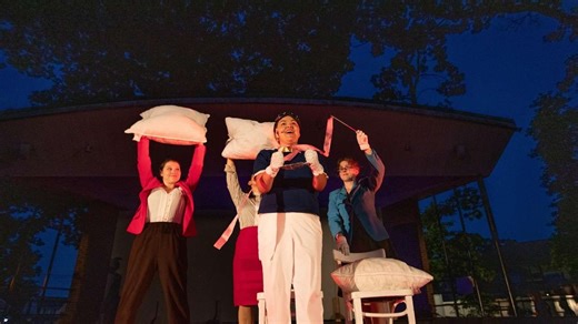 Outdoor theater that's a breath of fresh air