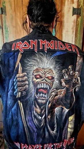 No Prayer.....lll🤘🏻🤘🏻🤘🏻🤘🏻✅️ @ironmaiden 🇵🇹✈️🇬🇷 Tks.🤘🏻Barbidious . . #ironmaiden #heavymetal #art #arte #ironmaidenfans #ironmaidenfamily #instagood #reels #reel #instagood #maiden #metalmaidens #maidenhead #custom #customjacket #steveharris #eddie #battlejacket #jacket #denim | Artherium Art