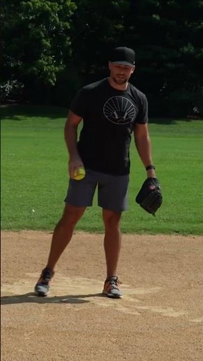 A key softball fielding technique for beginners