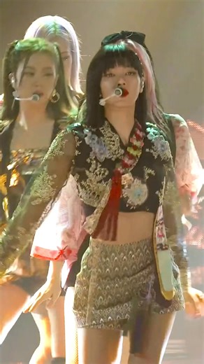 201K views · 1K reactions | Lisa REAL Reason Changed Her Hairstyle After 8 Years!  #lisa | HT Exclusives | Facebook