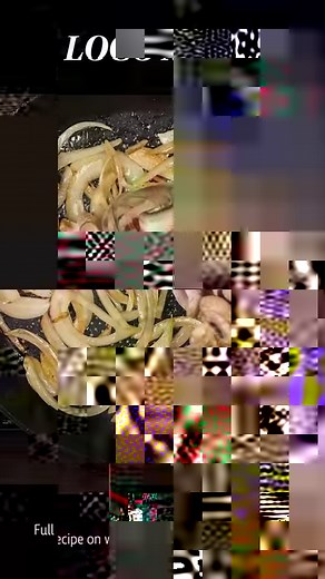 Throwback to one of my favorite comfort food, Loco Moco 😍🤤 Check out the full recipe on our website. . . . https://onohawaiianrecipes.com/a-classic-loco-moco/ #locomoco #hawaiianrecipes #hamburgerpatty #egg #gravy #rice #foodie | Ono Hawaiian Recipes