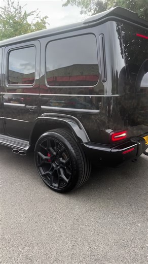 Professional Mobile Valeting Services for Luxury Cars