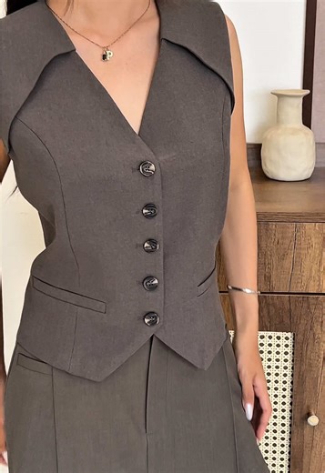 Make me feel… #mapleshop #lap #ເສື້ອຜ້າແຟຊັ່ນ #ootd #outfit #outfitinspo