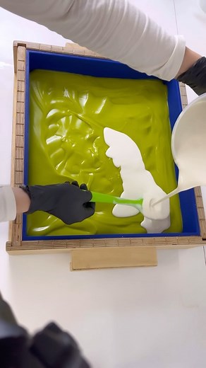 31K views · 110 reactions | Watermelon soap bars  handmade from scratch with my own cold processed soap recipe! These soaps have gone viral more times than I can count and I think it’s just because they’re a classic  If you’d like to see a long version of this where I explain everything that I’m doing, I posted a YouTube video today 殺識 #soaps #soap #soapbar #handmadesoap #soapmaking #watermelon #soapdesign #vegan #vegansoap | Into The Eve | Facebook