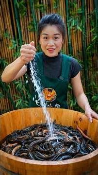 "लालच ना दिया साथ ईल मछली हो गई साफ!"☺️ #comedy #food