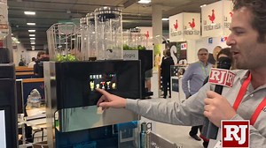 CES 2019: Mixologiq machine can make any cocktail — VIDEO