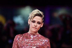 Kristen Stewart engaged to screenwriter Dylan Meyer