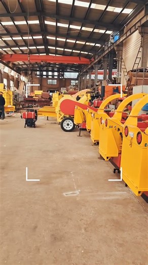 Various types of tree branch shredders are available