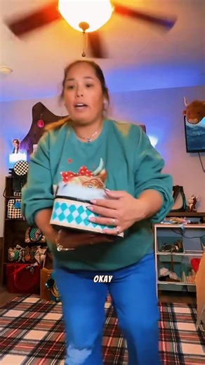 Checker crossbody with Cowhide - Natural Authentic Feel & Distinctive Checker Pattern - Durable Everyday Use - Stylish Functional Accessory