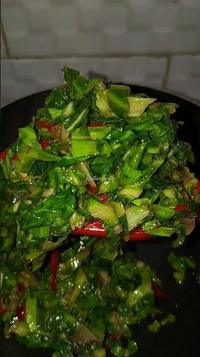 Delicious Stir-fried Cabbage Leaves in Oyster Sauce 😍