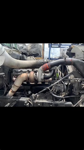 Here in BMR we just don’t work on cars and high performance we do maintenance on heavy trucks too another mechanic changes the turbo and made a mess and I have to fix it #mack#18wheeler#roll off #fix#workingfine