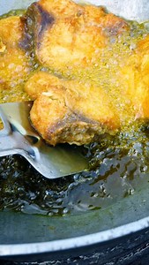 211K views · 16K reactions | Fish is an integral part of Bengali Cuisine. Everyday fresh catch by the local fishermen reaches a wholesale market and then to all the fish market, and it's delivery all across India is made possible by Tata Intra. . . #kolkata #kolkatastreetfood #bengalifood #bengallife #fishcurry #kolkatafood #durgapuja2025 #streetfood #india #calcutta #kolkatadiaries #tatamotorsindia #delhifoodblogger | Spiceler | Facebook