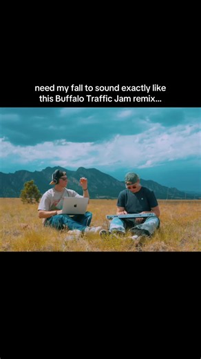 it’s an indie-house fall 🍂 think we gotta bring this to some cities soon… #buffalotrafficjam #indiefolk #mc4d #indieelectronic