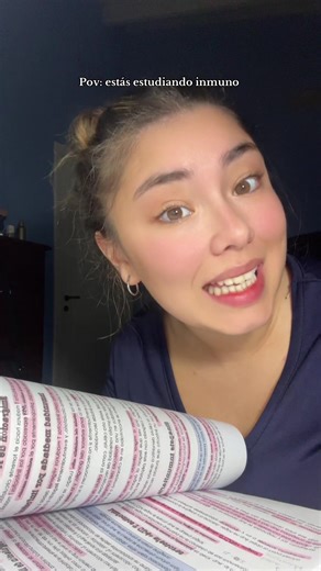 C1 rompe a C4 en C4a y C4b. C4b se une a la superficie del patógeno y Ca se diluye en el torrente sanguíneo sin actividad alguna. También es capaz de romper a C2, que se divide en C2a y C2b. Esta ultima se pega al lado de C4b. C4b y C2b juntas CONVERTASA DE C3….. 🫠🫠 #inmunologia #estudiantedemedicina #medicina