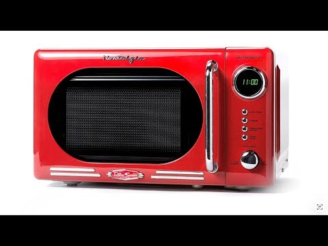 Review: Nostalgia Retro Compact Microwave 0.7 Cu Ft – 700W with Child Lock