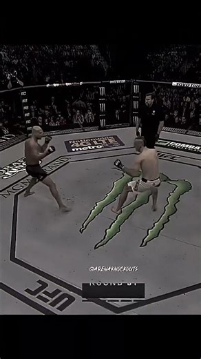 bloody fight in history of UFC🩸😬 #mma #ufc #edit #blood #power #training #shortvideo #sports