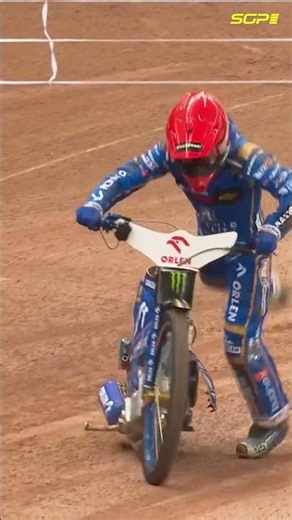 Big Crash 💥 Heat 2 #WarsawSGP | FIM Speedway Grand Prix