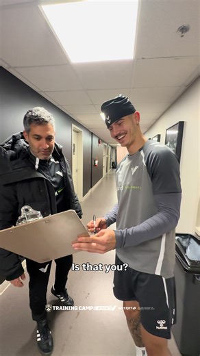 Most Humbling Autograph Session in Club History