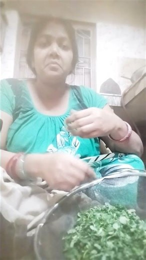 mere pati gaane per bhi nahi nachte