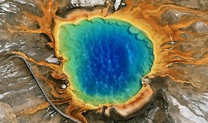 Indonesia volcano: Mount Merapi spews out ash during eruption