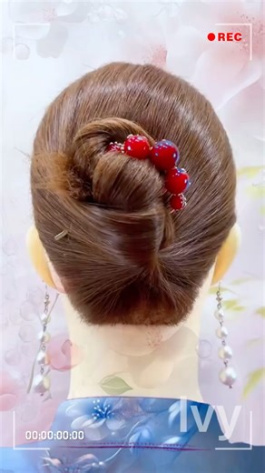 Easy updo #hairstyle #hairtutorial #braids #easyhairstyle #updo #easyupdo #diyhairstyle