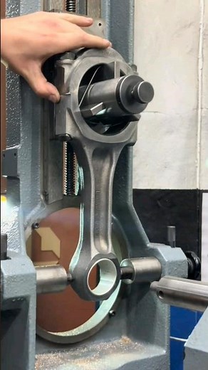 Connecting rod Bush and Size piston pin #automobile #mechanic #trending