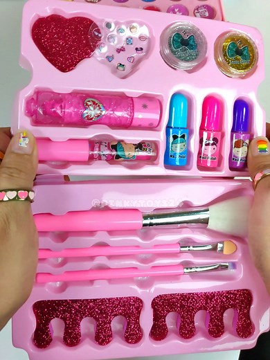 Kids Makeup Kit Toy - Creative Playtime with Makeup Toys for Children