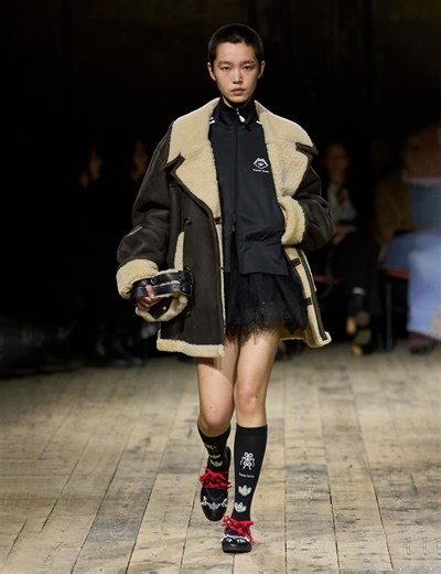 Premier Model Management | SIMONE ROCHA AW26 @simonerocha_ ECHO @echooooooooeoe RAPHAELLA @raffy_hawkins YURA @poslastecharnica HEJIA @hejialiiiii SARAH... | Instagram