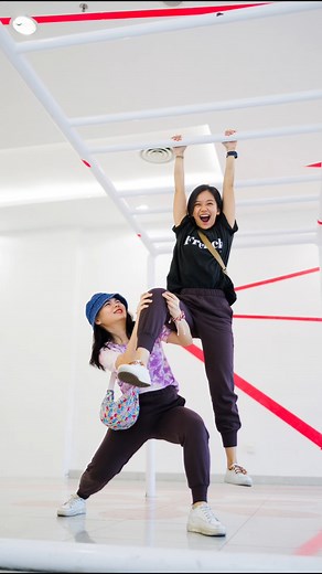 4K views · 13 reactions | tHe Spring mall comes alive with our interactive spots! Unleash your inner influencer as you strike a pose (or loads) with your besties. Our mall is your playground! Share your interactive snaps with us using #tHeSpringMallMagic and show us how you're making memories that truly sparkle. Let's turn shopping into an unforgettable experience together. #ShopPlayRepeat #tHespringkch | The Spring | Facebook