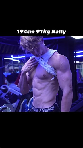 Matis on Instagram: "2 ans et demi de musculation naturelle ça donne ça 欄 @nutrimuscle "MATIS" @gymshark "MATIS10" #gym #davidlaid #fitness #bodybuilding #fitnessmotivation #musculation #gymmotivation #zyzz #viral #explorer #davidlaidedit"