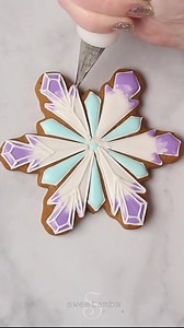 7.7M views · 52K reactions | Enjoy 15 minutes of cookie decorating! See more cookies on my blog: https://www.sweetambs.com | SweetAmbs | Facebook